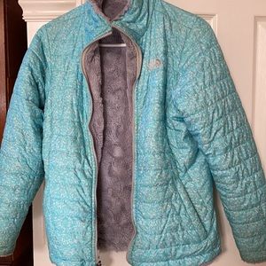 Girls 12- 14  turquoise and grey fleece lined north face jacket.